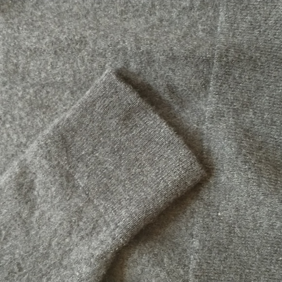 BR Merino Charcoal Sweater M - Picture 3 of 7